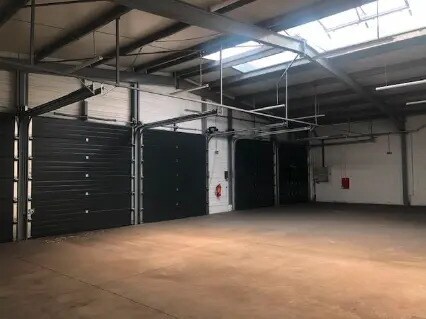 Local commercial dans Nanteuil-lès-Meaux à louer Photo intérieure– Image 1 sur 5