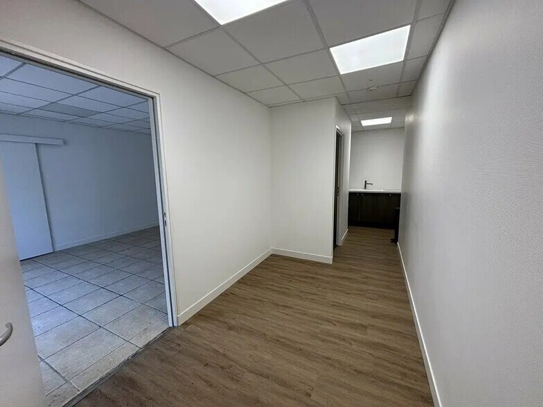 Local commercial dans Luisant à louer - Photo intérieure – Image 3 sur 13