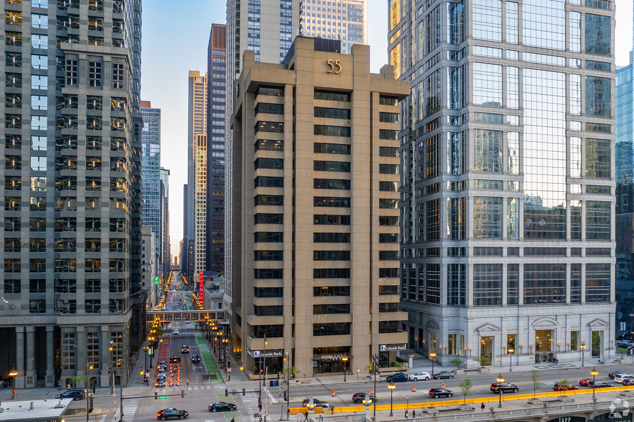 55 W Wacker Dr, Chicago, IL à vendre Photo de l’immeuble– Image 1 sur 12