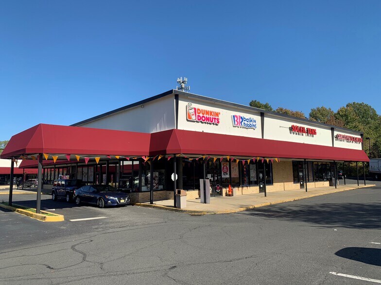 343-351 State Route 34, Matawan, NJ à louer - Photo principale – Image 2 sur 36
