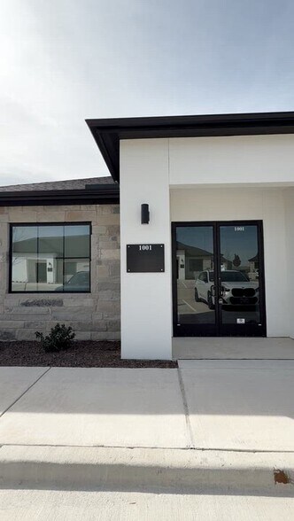 6000 Alma Rd, McKinney, TX à louer - Vidéo sur l’annonce professionnelle – Image 3 sur 19