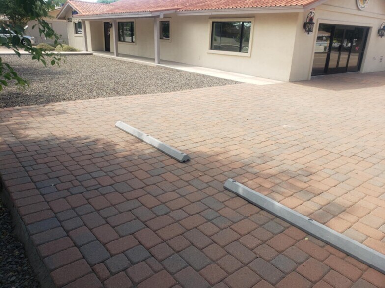 1502 W Northern Ave, Phoenix, AZ à louer - Photo de l’immeuble – Image 2 sur 4