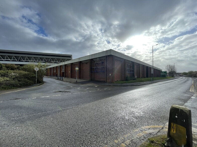 150 Winterstoke Rd, Bristol à louer - Photo principale – Image 1 sur 7