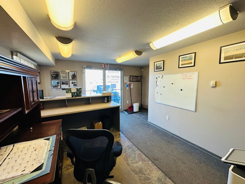 4212 40 Av, Valleyview, AB à vendre - Photo de l’immeuble – Image 3 sur 11