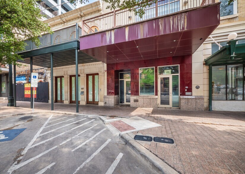 805 N Congress Ave, Austin, TX à vendre - Photo de l’immeuble – Image 3 sur 71