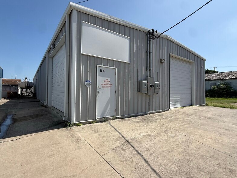 1014 Laredo St, Corpus Christi, TX à vendre - Photo de l’immeuble – Image 1 sur 6