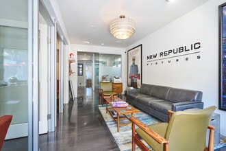 709 N Gardner St, Los Angeles, CA à vendre Photo de l’immeuble– Image 2 sur 14