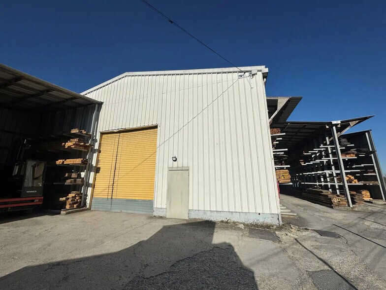 Industriel/Logistique dans Reims à vendre - Photo de l’immeuble – Image 3 sur 5