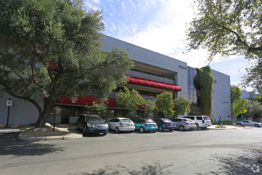 4720 N Oracle Rd, Tucson, AZ à louer - Photo principale – Image 3 sur 7