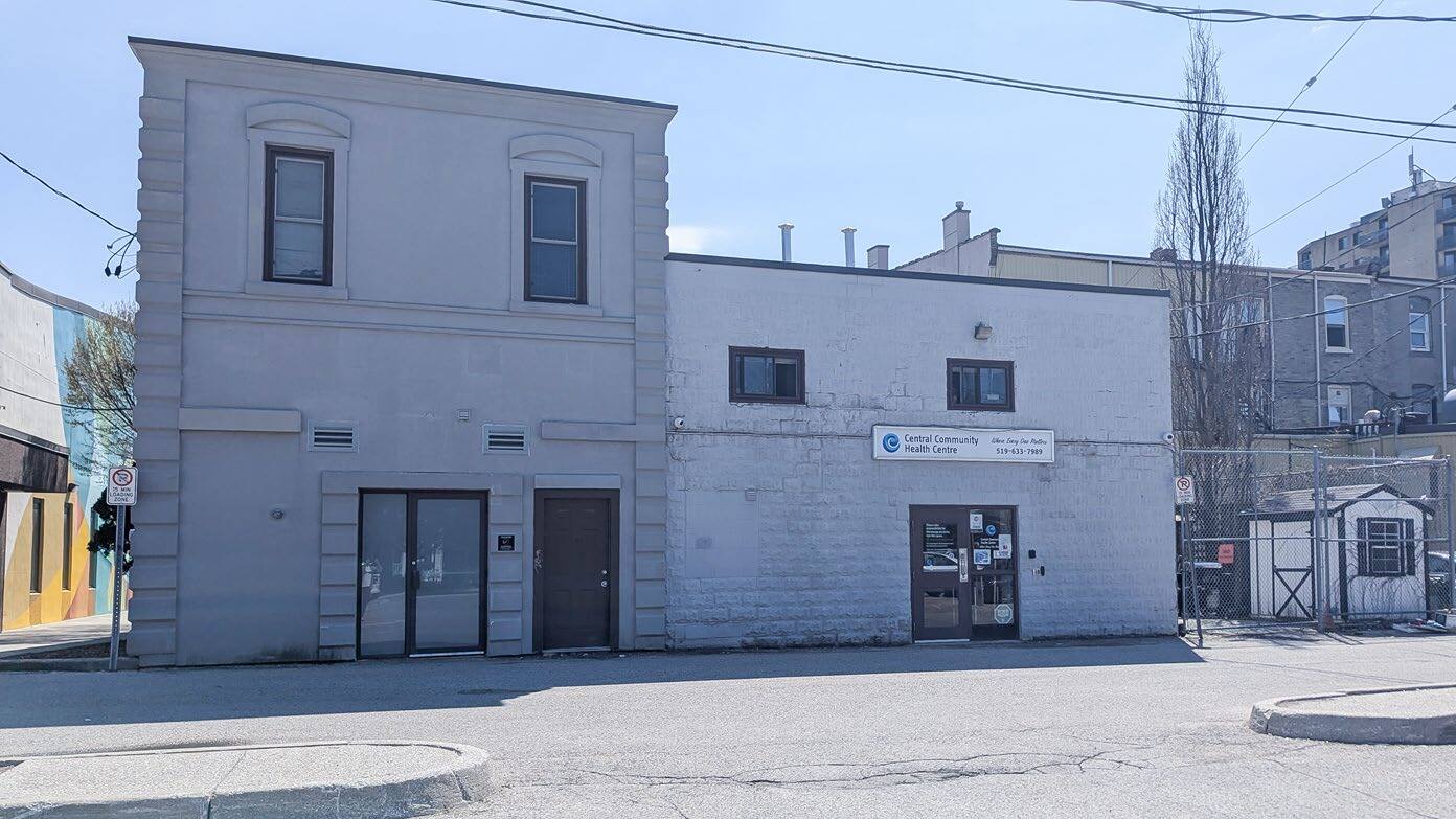 359 Talbot St, St Thomas, ON à vendre Photo de l’immeuble– Image 1 sur 17