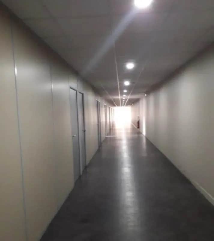 Industriel/Logistique dans Corbas à louer Photo de l’immeuble– Image 1 sur 1