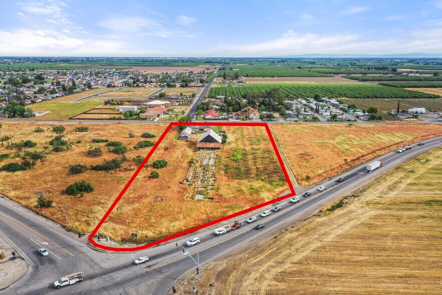 5000 Nunes Rd, Turlock, CA à vendre - Aérien – Image 3 sur 25