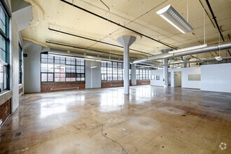 2030-2050 Boul Pie IX, Montréal, QC à louer Photo intérieure– Image 1 sur 1