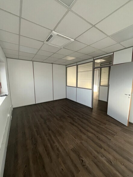 147 Avenue De La Somme, Mérignac à louer - Photo de l’immeuble – Image 2 sur 13