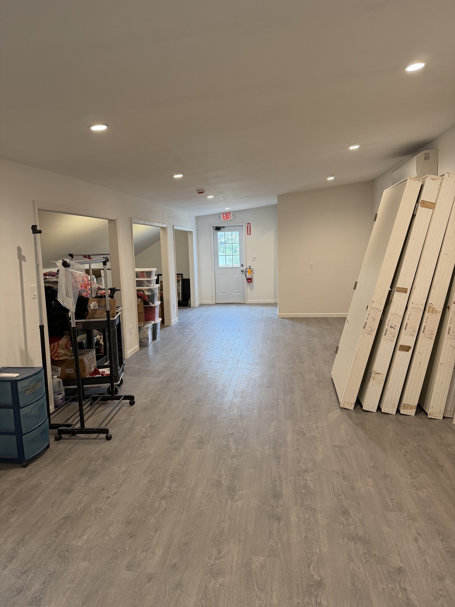 533 Montauk Hwy, East Moriches, NY à louer Photo intérieure– Image 1 sur 8