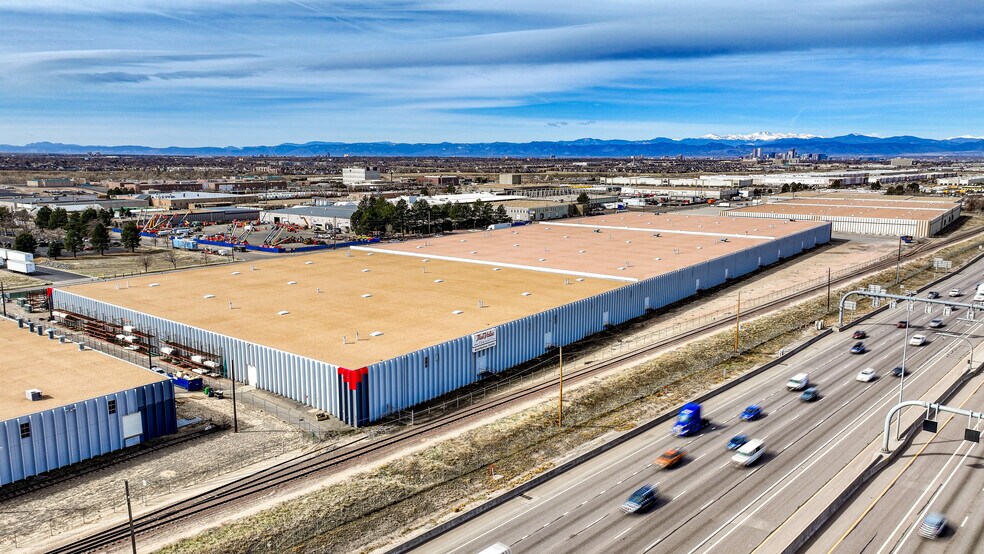 11275 E 40th Ave, Denver, CO à louer - Photo de l’immeuble – Image 3 sur 17
