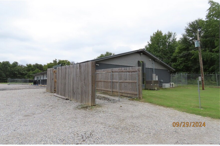 2000 Martin Luther King Jr Dr, Helena, AR à vendre - Photo de l’immeuble – Image 3 sur 6
