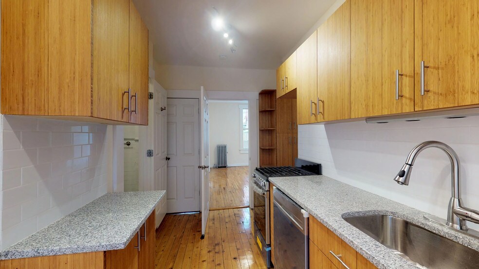 155 W 9th St, Brooklyn, NY à vendre - Photo intérieure – Image 3 sur 22