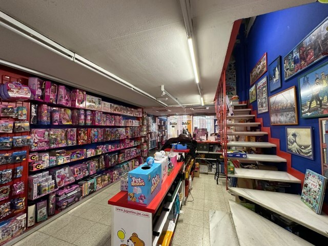 Local commercial dans Barcelone, Barcelona à louer Photo intérieure– Image 1 sur 4