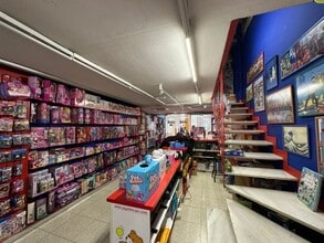 Local commercial dans Barcelone, Barcelona à louer Photo intérieure– Image 1 sur 4