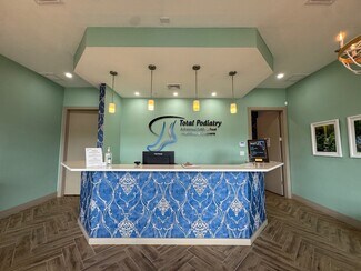 Plus de détails pour 2700 Immokalee Rd, Naples, FL - Médical à louer