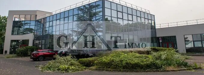 Bureau dans Villebon-sur-Yvette à louer Photo de l’immeuble– Image 1 sur 5