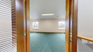 8613 Martin Way E, Lacey, WA à louer Photo intérieure– Image 1 sur 6