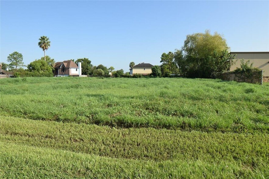 4225 Fellows Rd, Houston, TX à vendre - Photo de l’immeuble – Image 3 sur 5