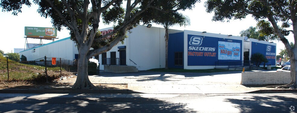 19000-19016 S Vermont Ave, Gardena, CA à vendre - Photo de l’immeuble – Image 3 sur 5