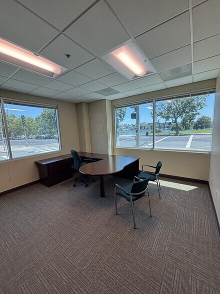 490 Grand Ave, Oakland, CA à louer - Photo intérieure – Image 3 sur 11