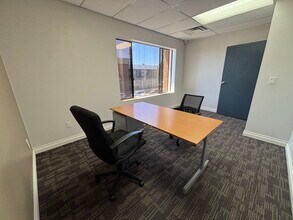 7670 Opportunity Rd, San Diego, CA à louer Photo intérieure– Image 1 sur 4