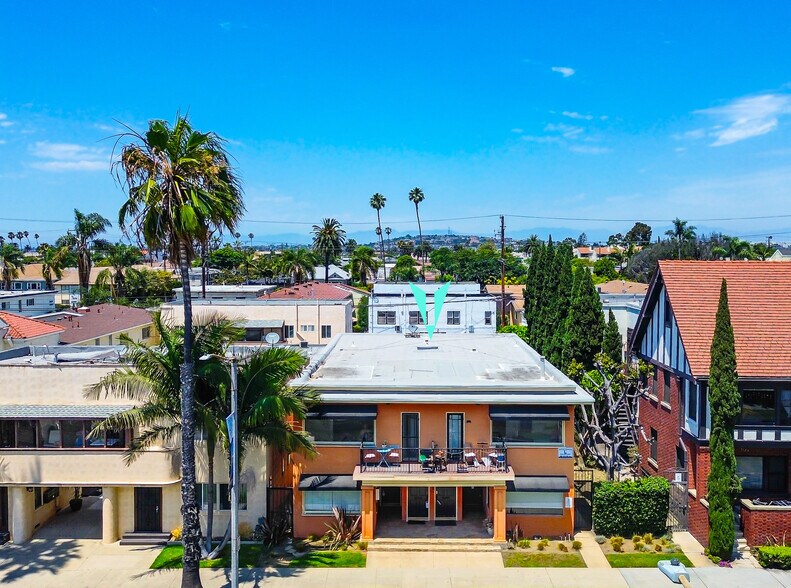 1717 E Ocean Blvd, Long Beach, CA à vendre - Photo de l’immeuble – Image 2 sur 6