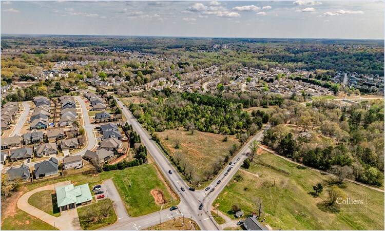1713 W Georgia Rd, Simpsonville, SC à vendre - Photo de l’immeuble – Image 2 sur 9