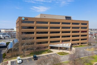 Plus de détails pour 95 W Algonquin Rd, Arlington Heights, IL - Bureau à louer