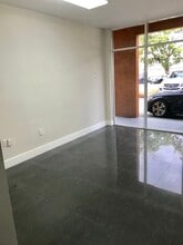 7320 NW 12th St, Miami, FL à louer Photo intérieure– Image 2 sur 14