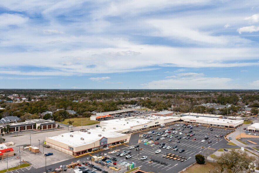 3000 Arendell St, Morehead City, NC à louer - Photo de l’immeuble – Image 1 sur 5