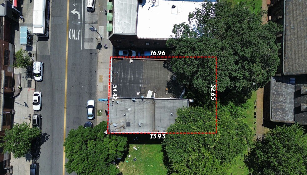 9040 Parsons Blvd, Jamaica, NY à vendre - Photo de l’immeuble – Image 3 sur 3