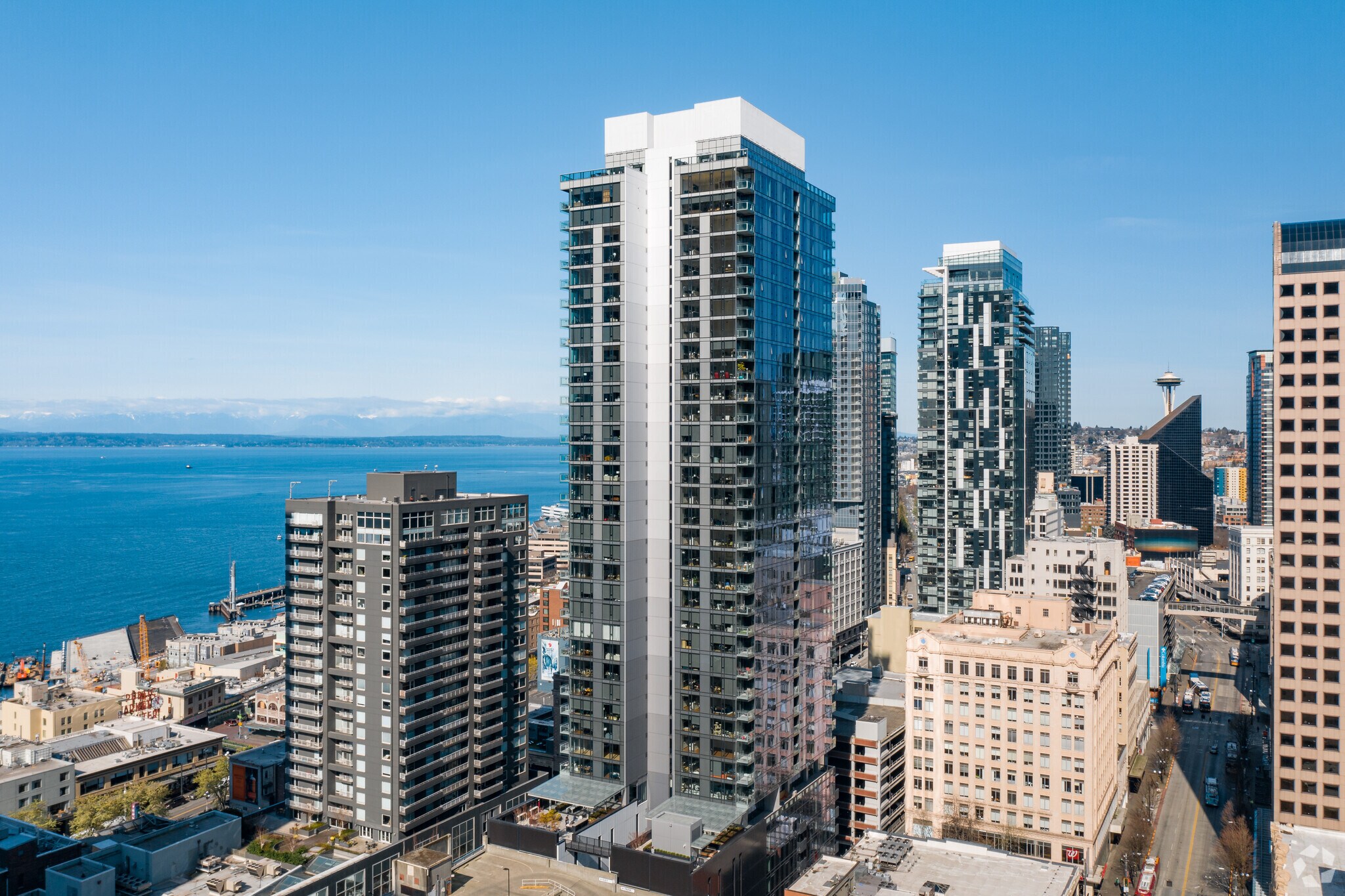 1430 2nd Ave, Seattle, WA à louer Photo principale– Image 1 sur 75