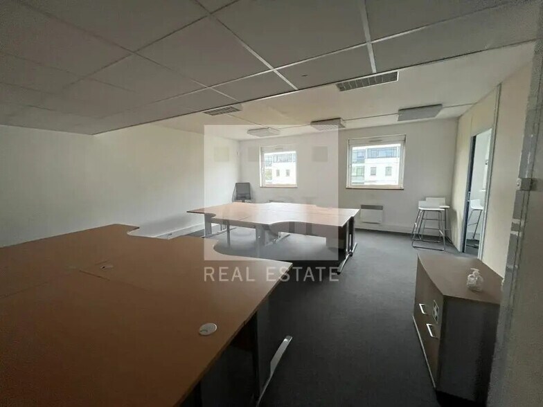 Bureau dans Lyon à louer - Photo de l’immeuble – Image 1 sur 7