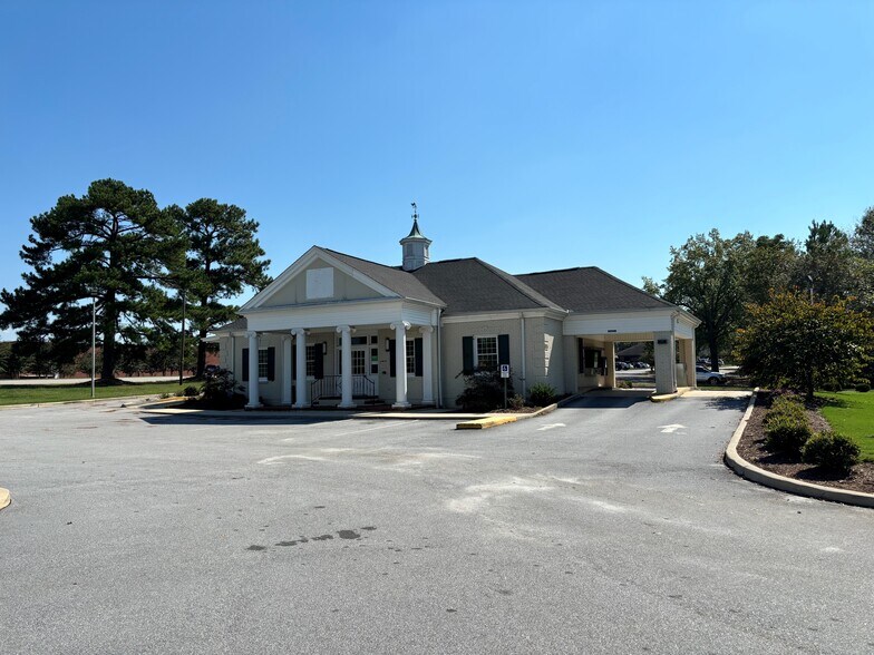 305 New Neely Ferry Rd, Mauldin, SC à louer - Photo de l’immeuble – Image 3 sur 12