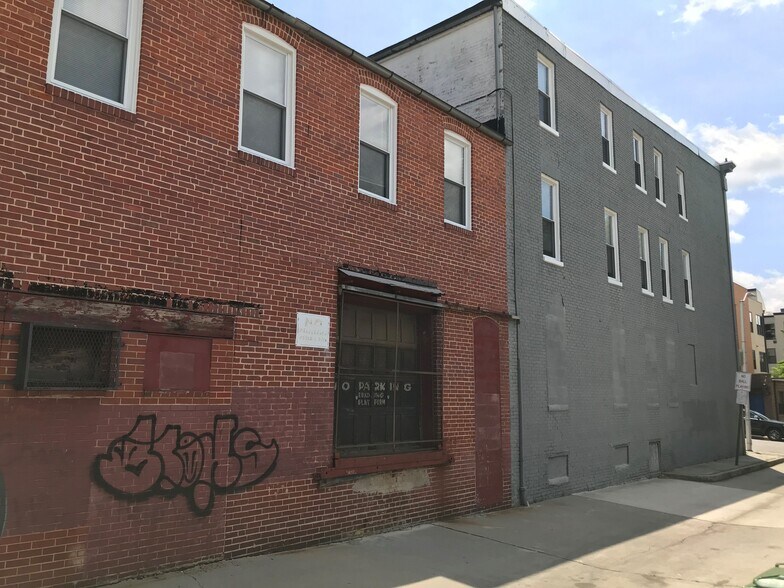 100-102 E Lafayette Ave, Baltimore, MD à louer - Photo de l’immeuble – Image 2 sur 7
