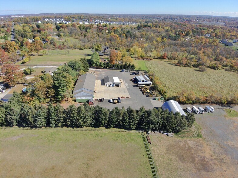 1628 Berks Rd, Norristown, PA à vendre - Photo de l’immeuble – Image 3 sur 13