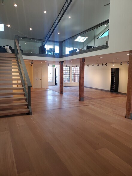 305 W Cutting Blvd, Point Richmond, CA à louer - Photo de l’immeuble – Image 2 sur 7