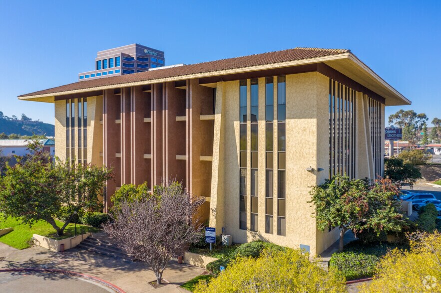 7801 Mission Center Ct, San Diego, CA à louer - Photo de l’immeuble – Image 1 sur 8