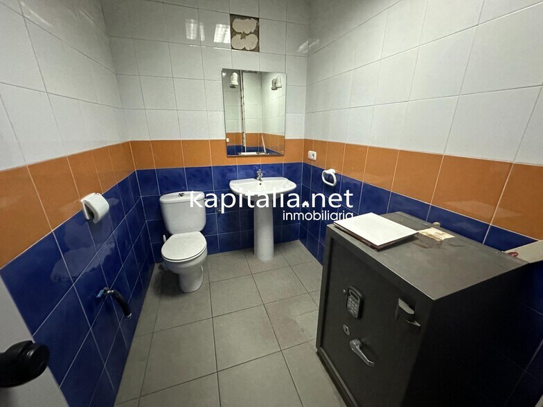 Local commercial dans Ontinyent, Valencia à louer - Photo de l’immeuble – Image 3 sur 9