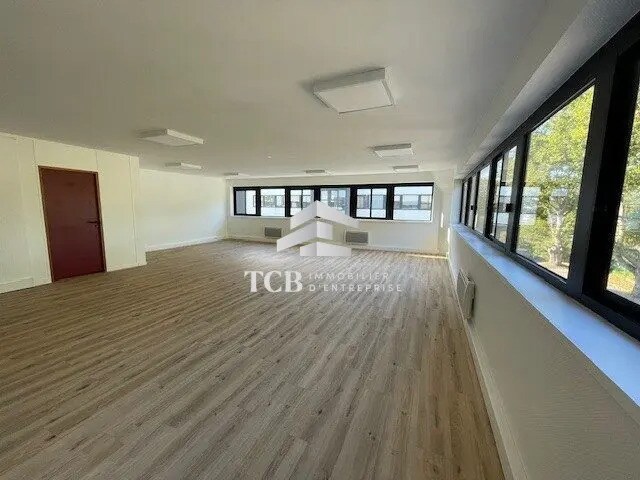 Bureau dans Orvault à louer Photo intérieure– Image 1 sur 2