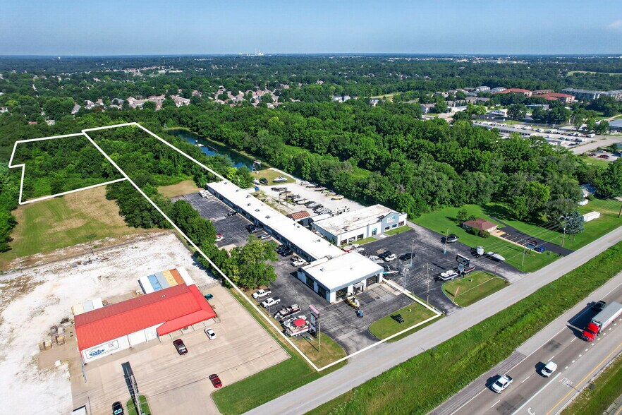 5601 S Campbell Ave, Springfield, MO à vendre - Photo de l’immeuble – Image 2 sur 56