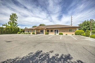 515 N Neel St, Kennewick, WA à louer Photo de l’immeuble– Image 1 sur 22