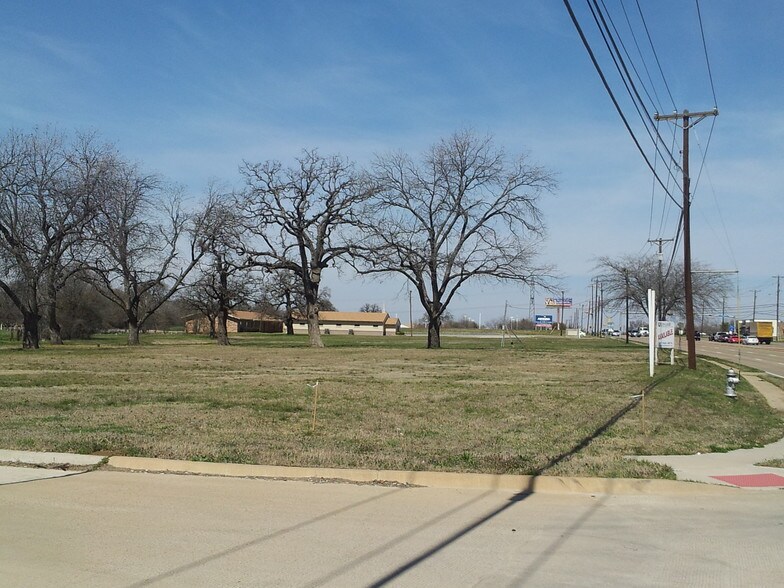 7408 S Cooper St, Arlington, TX à vendre - Photo principale – Image 1 sur 1