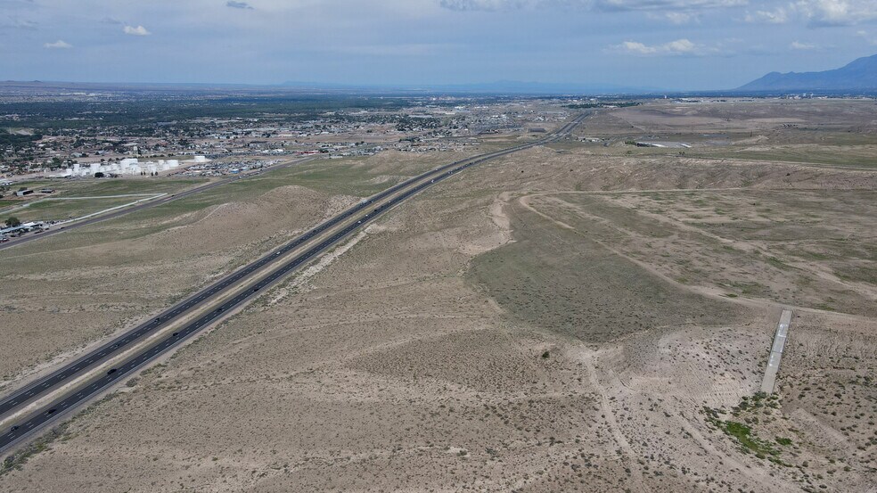 I-25 & Mesa Del Sol Interchange, Albuquerque, NM à vendre - Photo de l’immeuble – Image 2 sur 10